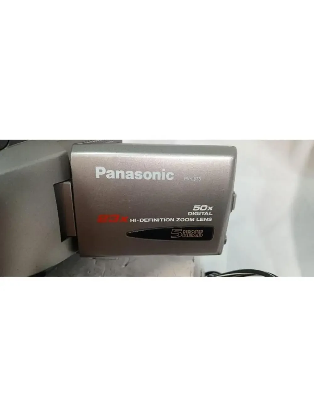Panasonic PV-L678 Palmcorder Palmsight VHS-C Camcorder 23x Zoom Pre-Owned